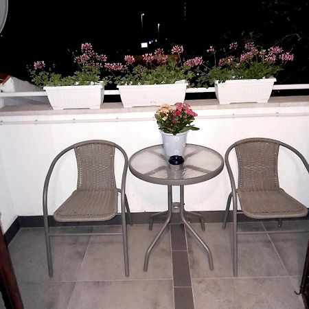 Diana Apartment Пореч Екстериор снимка