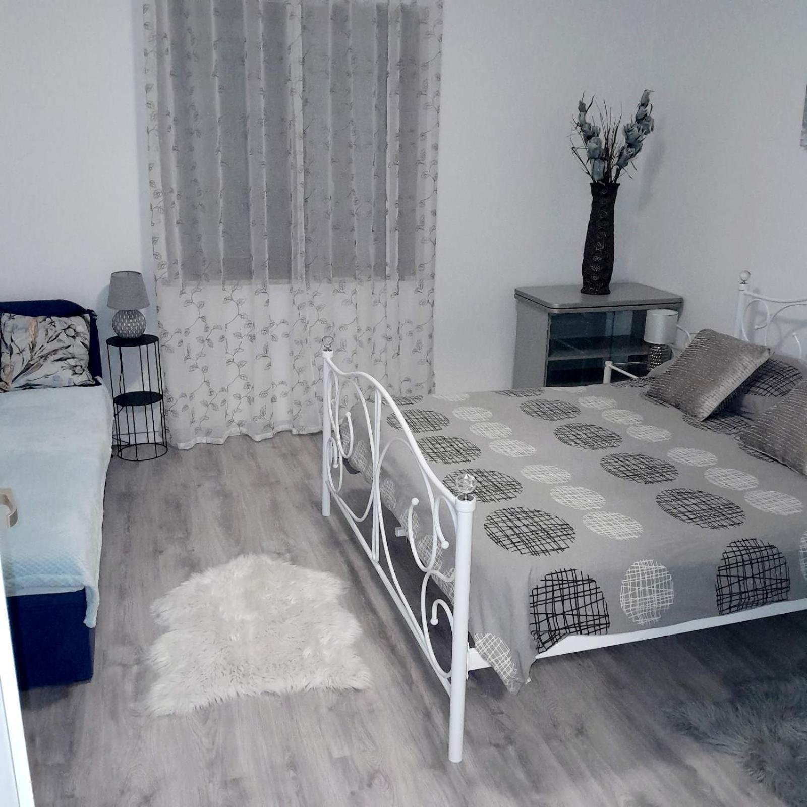 Diana Apartment Пореч Екстериор снимка